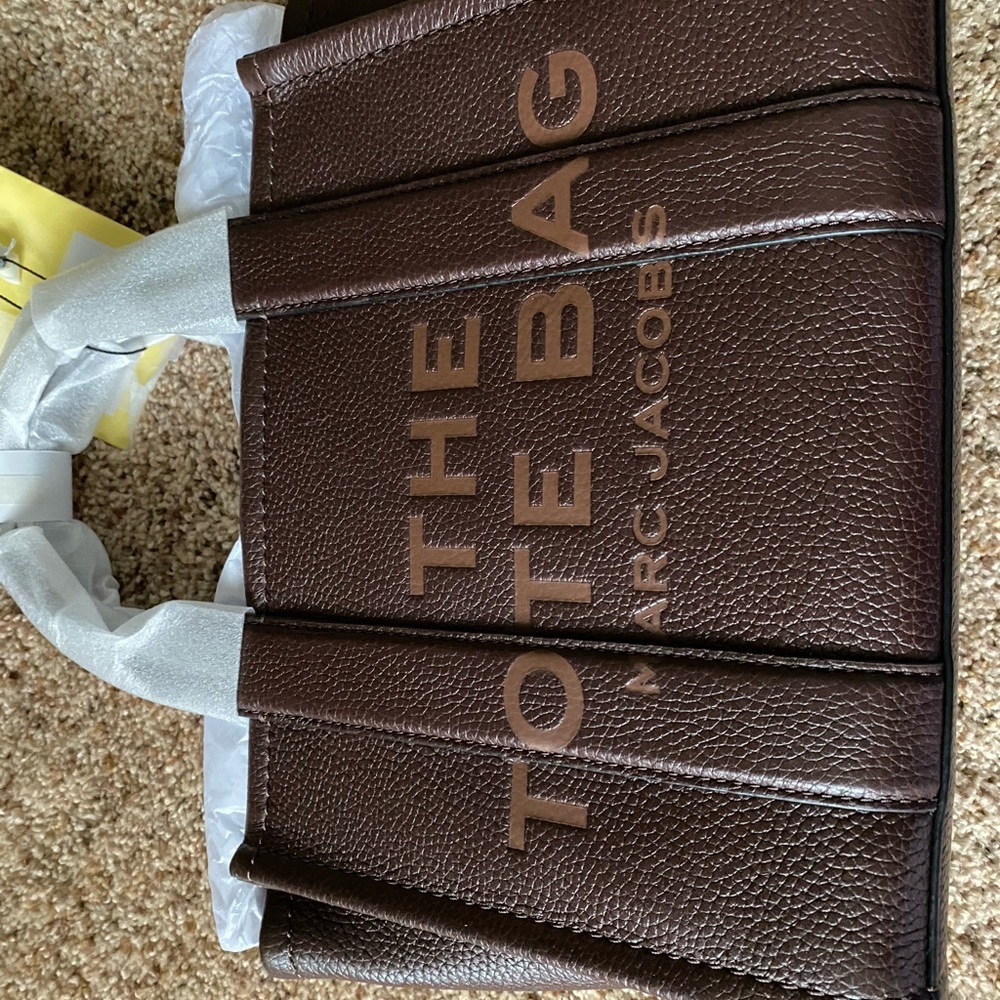 NWT Marc Jacob’s The Tote Ganache Brown Leather Crossbody - the smaller size - Picture 5 of 7